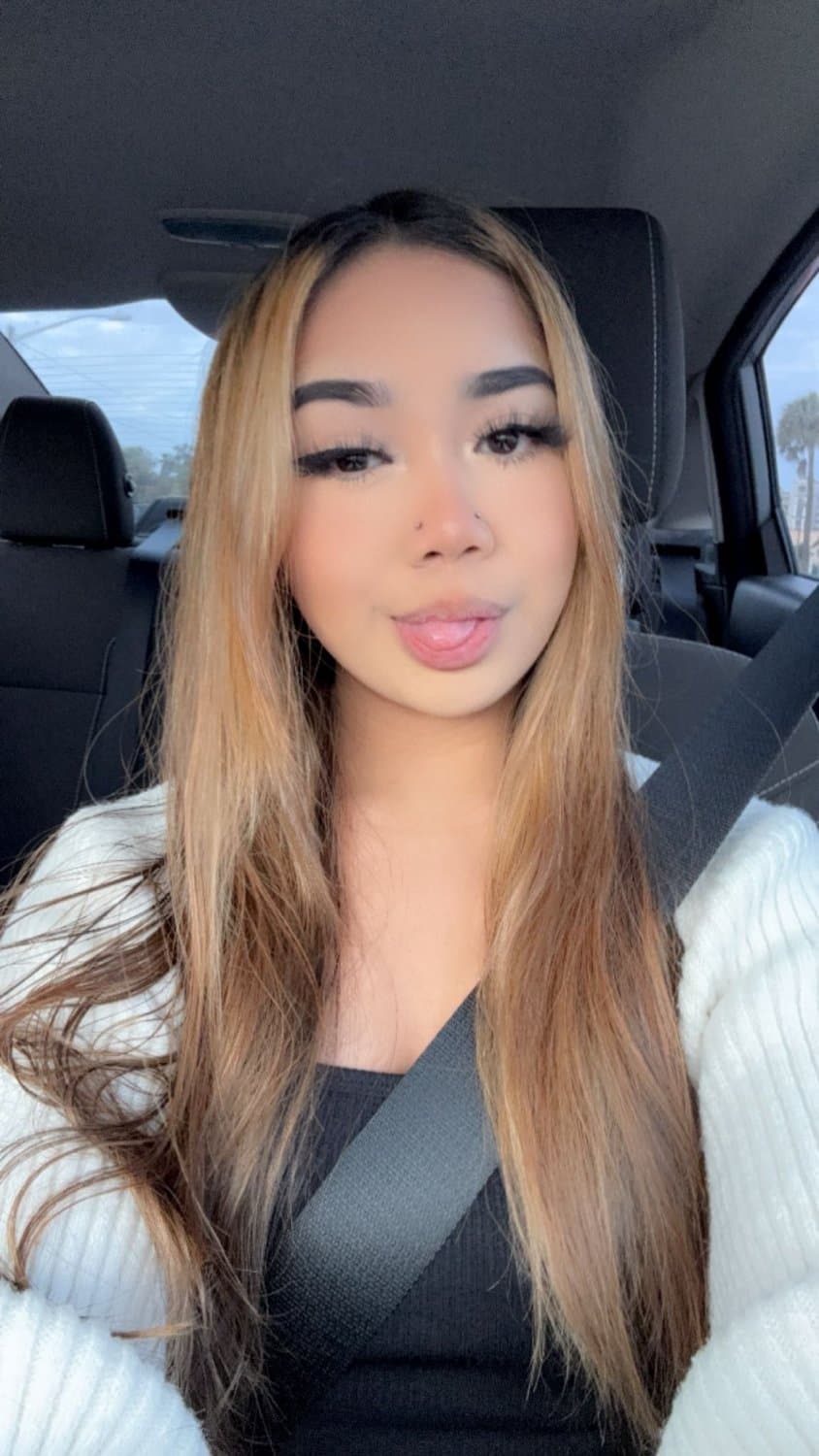 Click to view full size Sexy petite ABG teen Cece