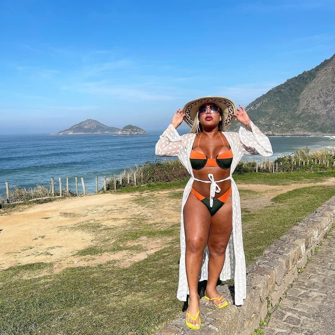 Click to view full size Aylla Gattina Trans Sexy Gostosa Cavala