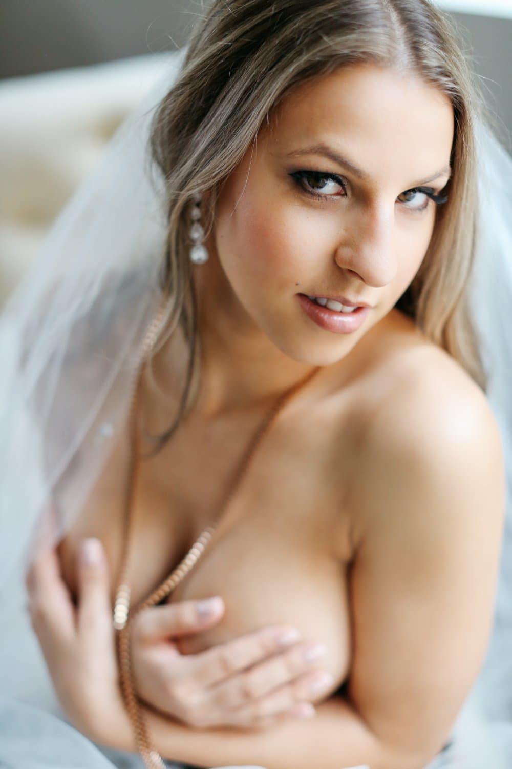 Click to view full size Curvy Beauty