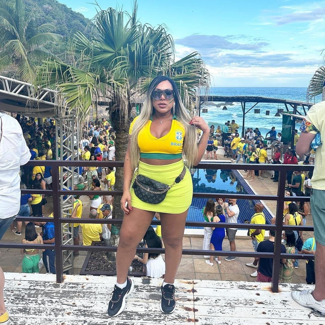 Click to view full size Aylla Gattina Trans Sexy Gostosa Cavala