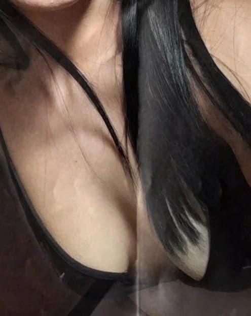 Click to view full size Lindas18??