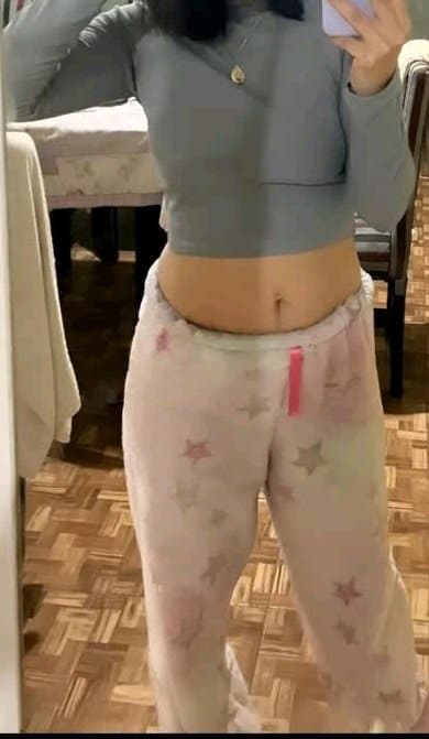 Click to view full size Lindas17??