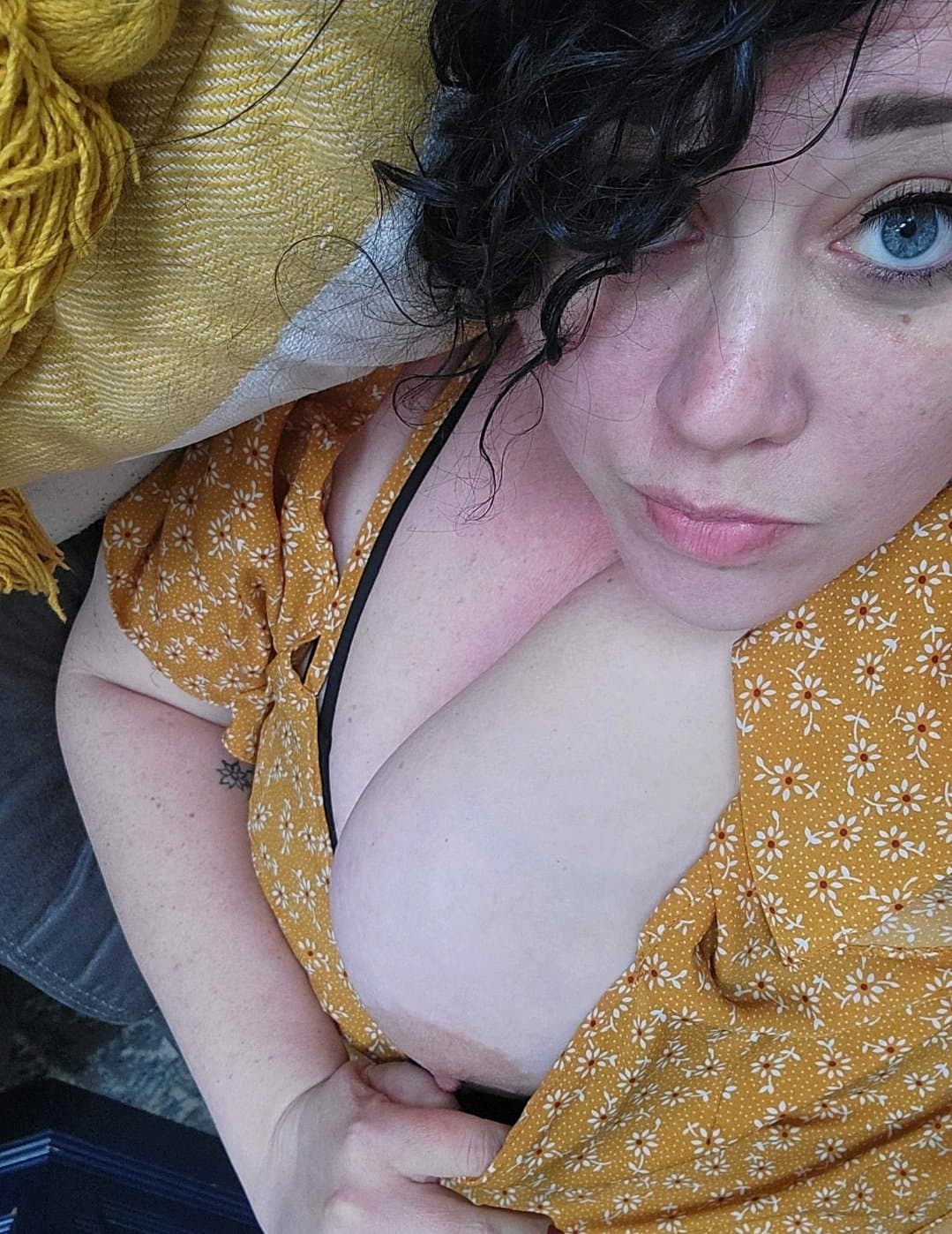 Click to view full size Random snapchat and tinder sluts. A couple married and engaged