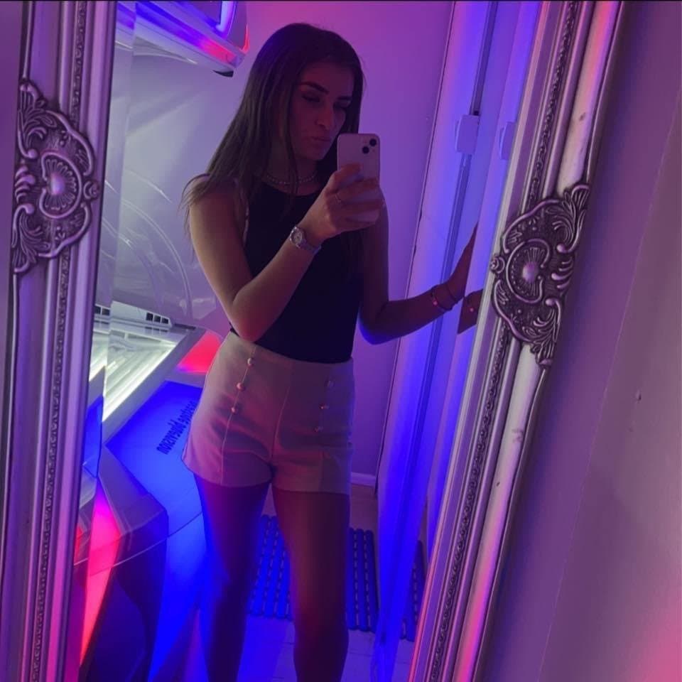 Click to view full size Petite British Barely Legal Teen