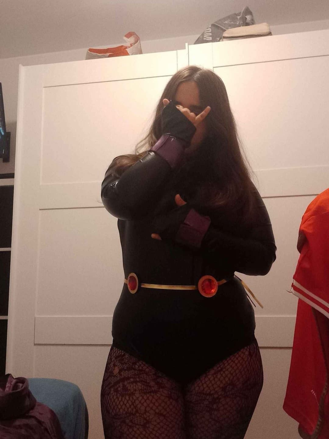 Click to view full size Iris Goncalves - 19 anos - Putinha Portuguesa