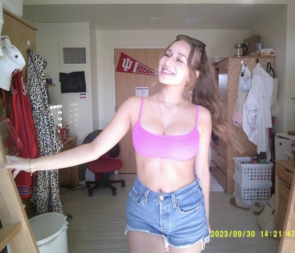 Click to view full size Alaina Kovacevic - Chicago