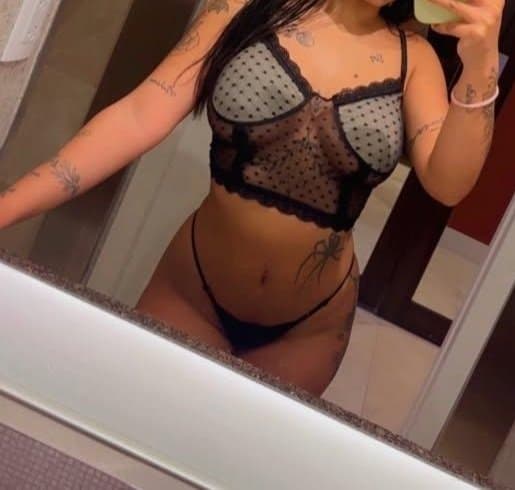 Click to view full size Lindas19??