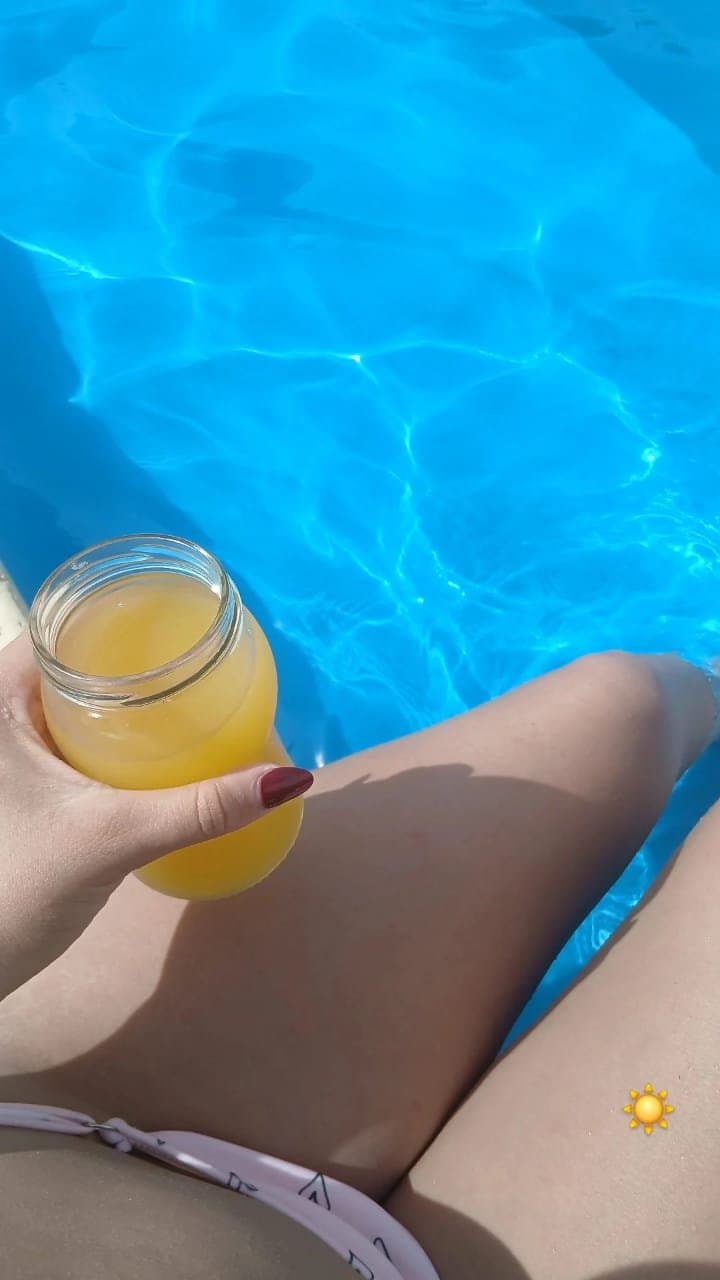 Click to view full size Lindas18??