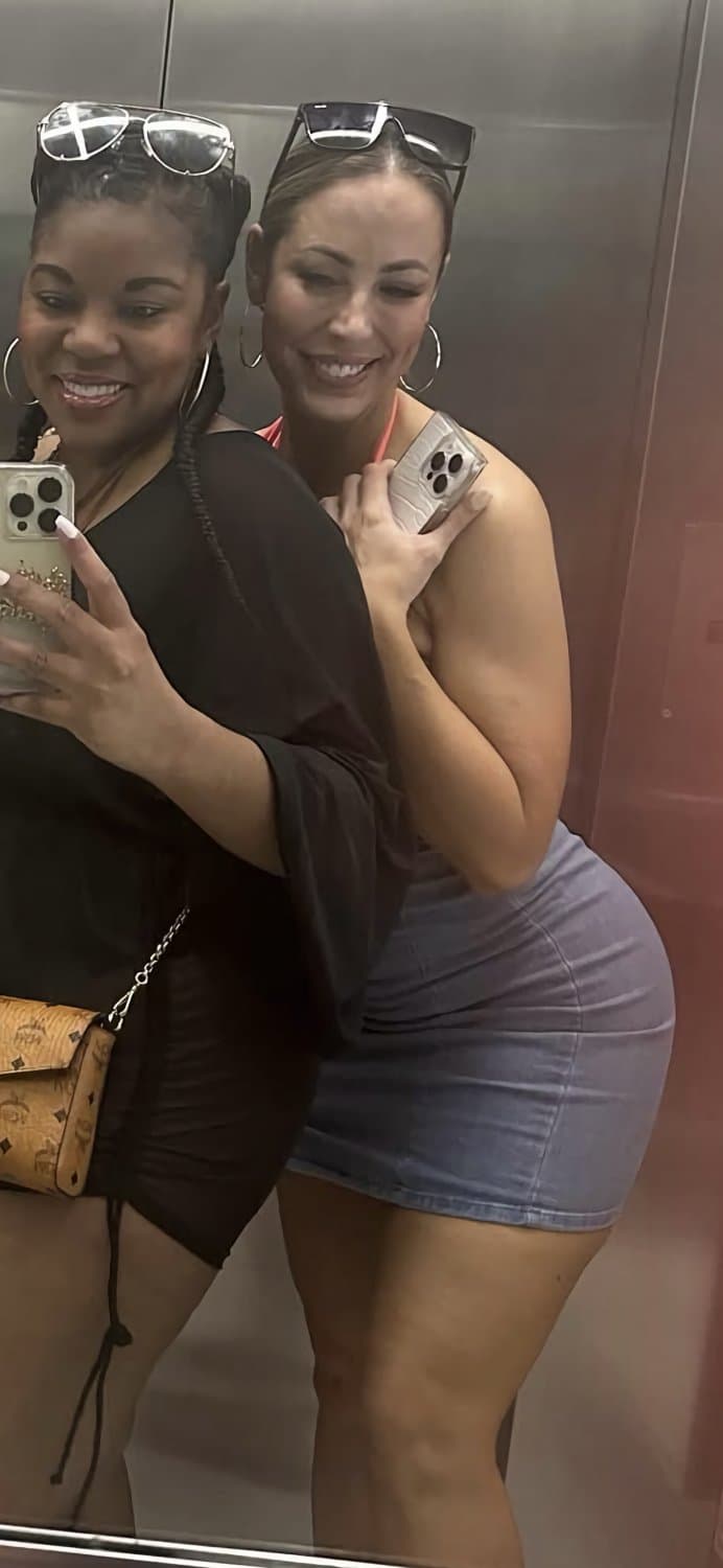 Click to view full size Texas hotwife Robyn fields