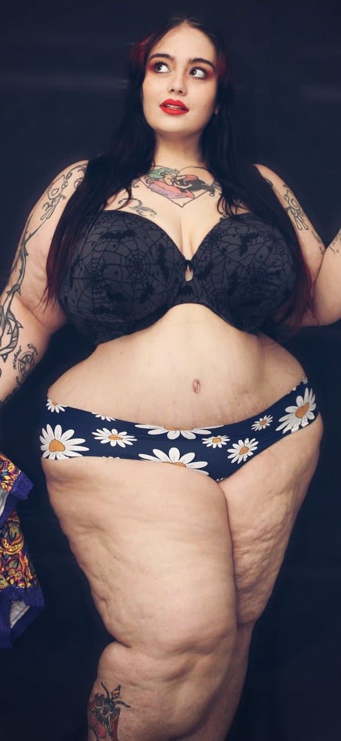 Click to view full size Bbw goth big legs