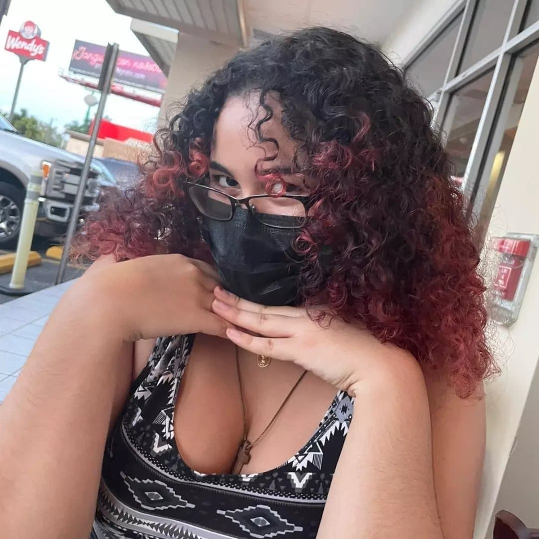 Click to view full size Trib her in all ways (Paola)