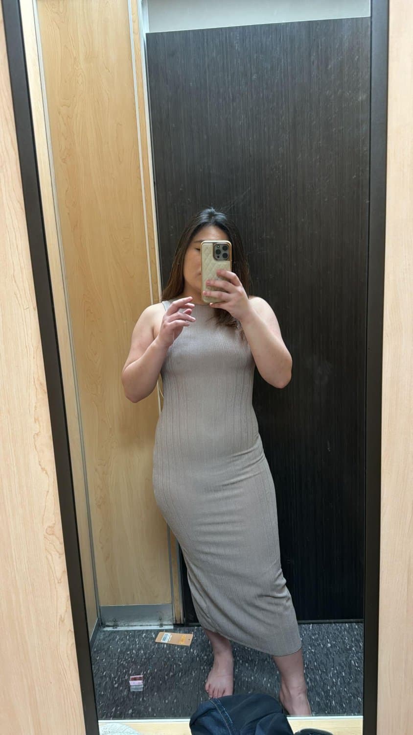 Click to view full size Filipina Asian slut show off her body on her socials for bbc and bwc and likes the attention