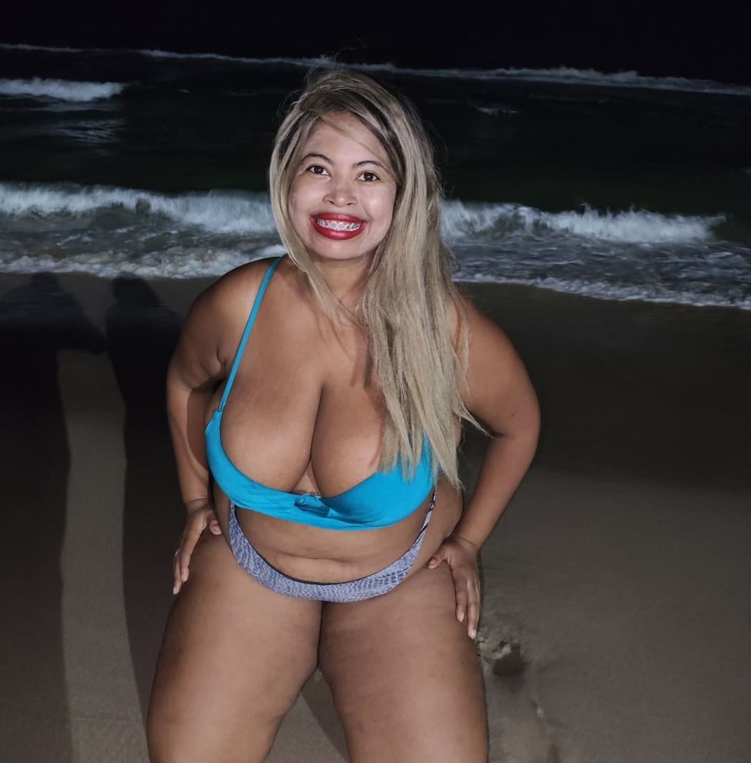 Click to view full size Gordinha tarada e safada