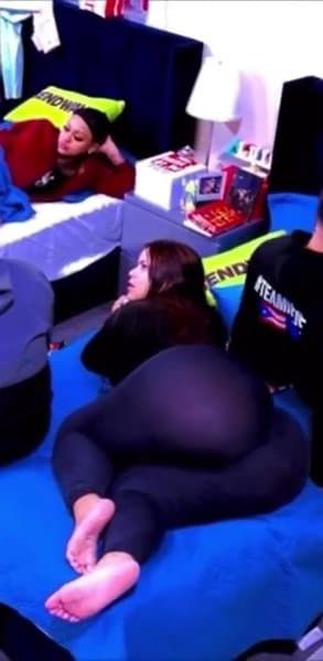 Click to view full size Benefits of having a large buttocks