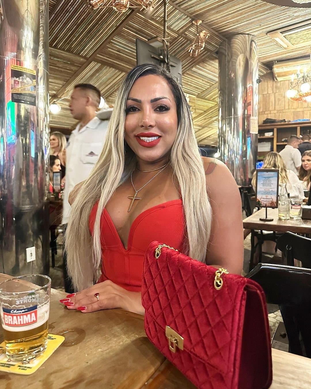 Click to view full size Aylla Gattina Trans Sexy Gostosa Cavala