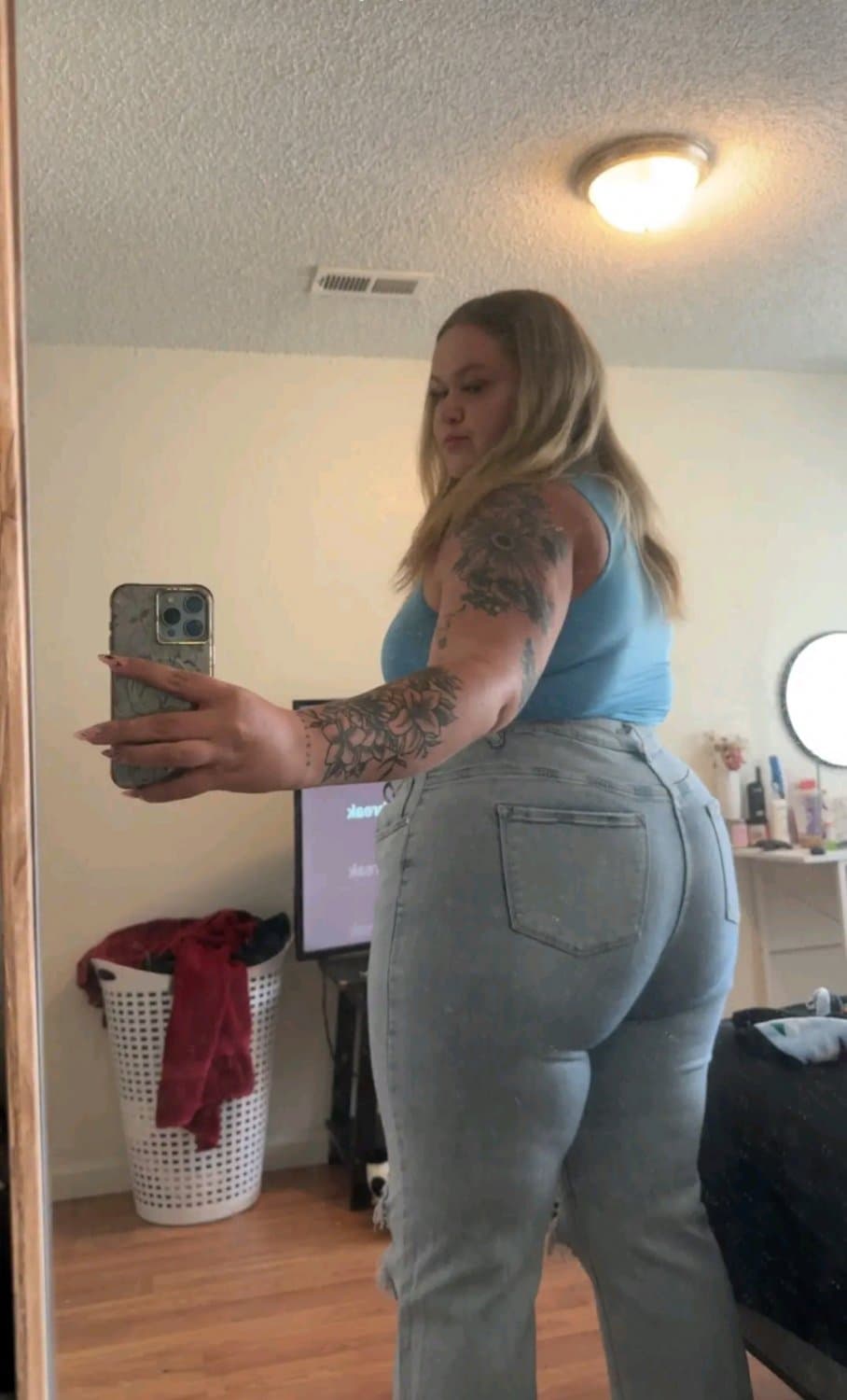 Click to view full size Layla