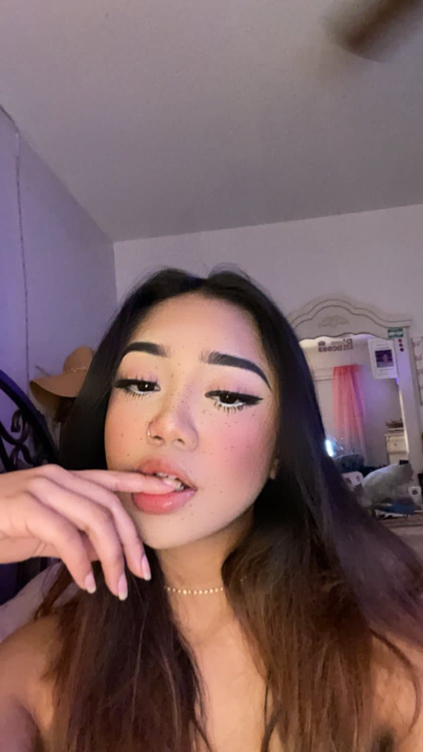 Click to view full size Sexy petite ABG teen Cece