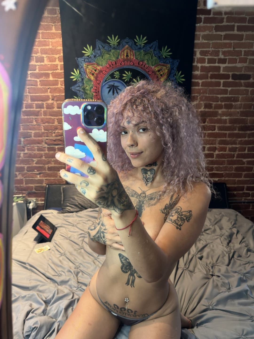 Click to view full size This one of them homegrownfreaks????