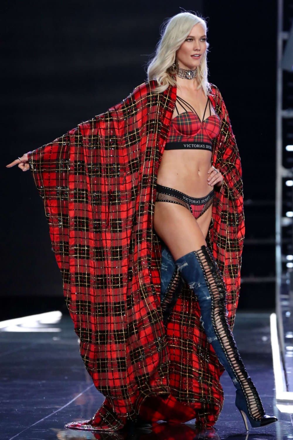 Click to view full size I Would Love Karlie Kloss to Dominate Me
