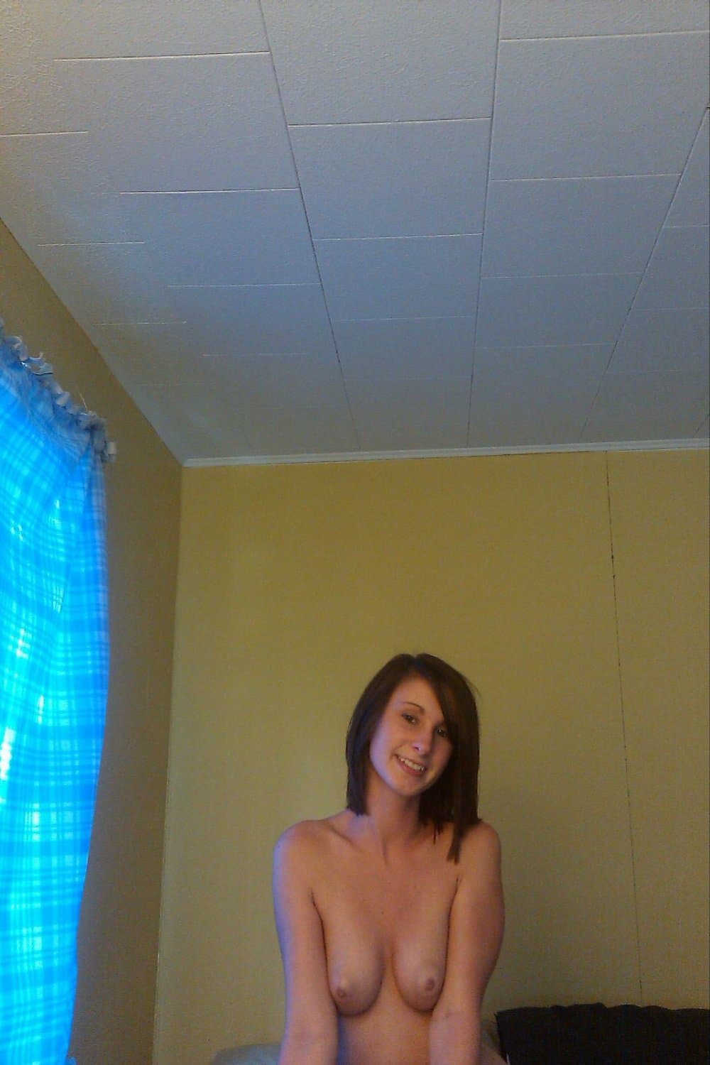 Click to view full size Pre Kids College Wench Shared