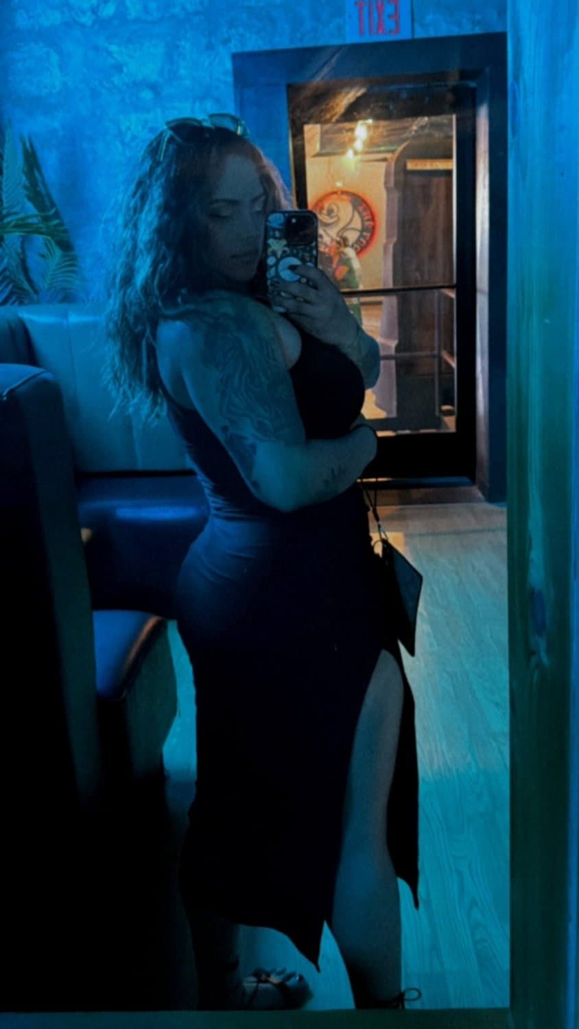 Click to view full size Moe has a strangle hold on me ? (NN)