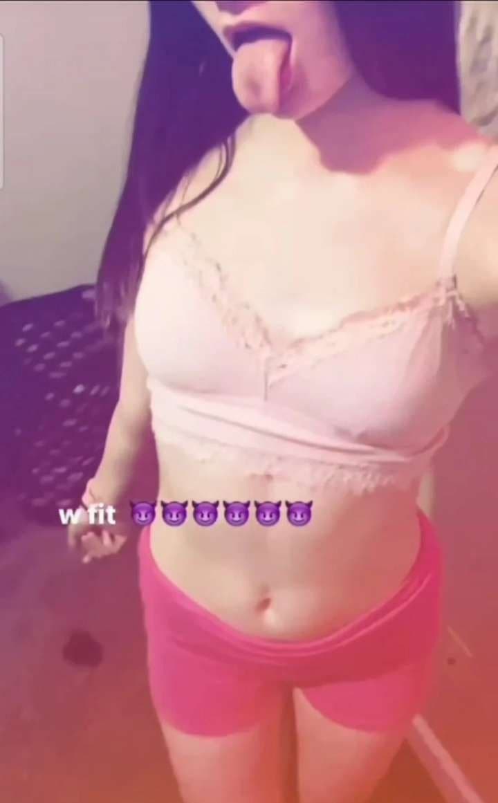 Click to view full size Snap slut leaked