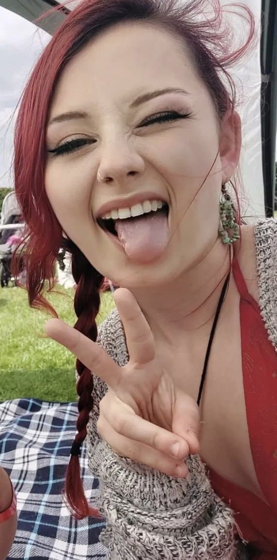 Click to view full size As you liked the red more here’s more with red hair