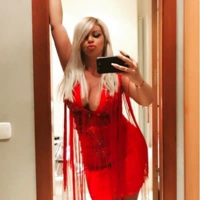 Click to view full size Famous Serbian singer Dara