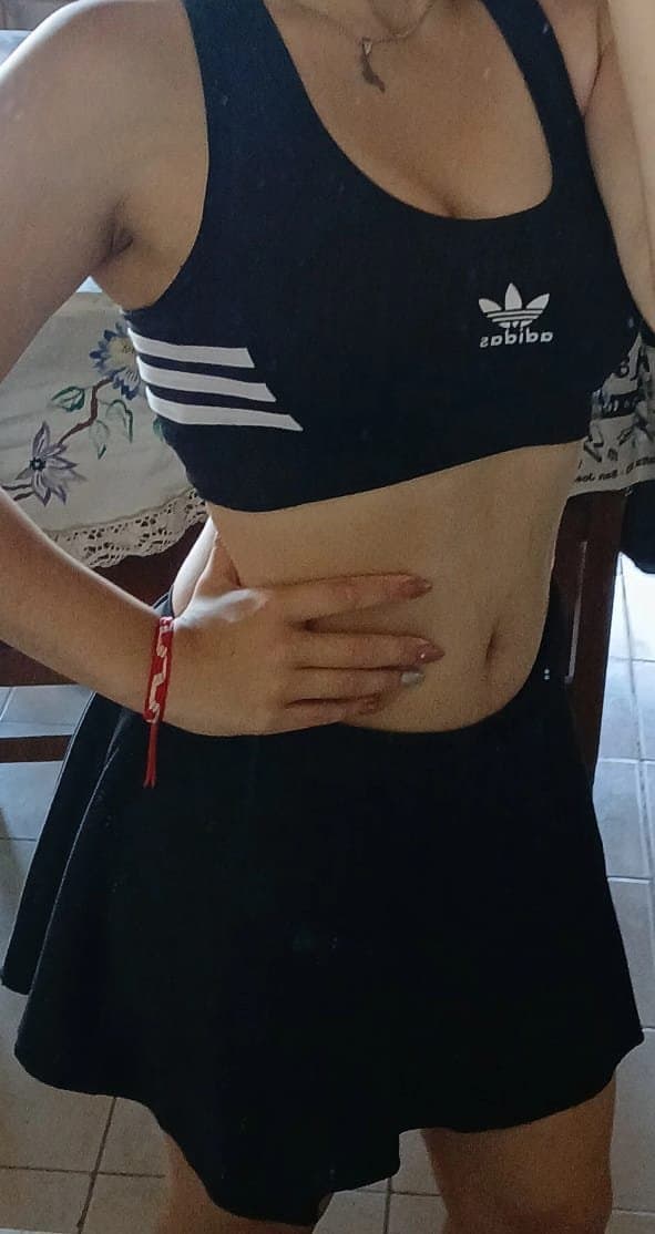 Click to view full size Lindas18??