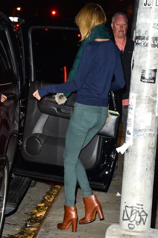Click to view full size Taylor Swift long legs wearing ankle boots