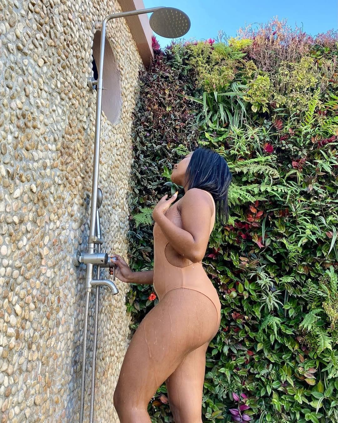 Click to view full size Ange kely