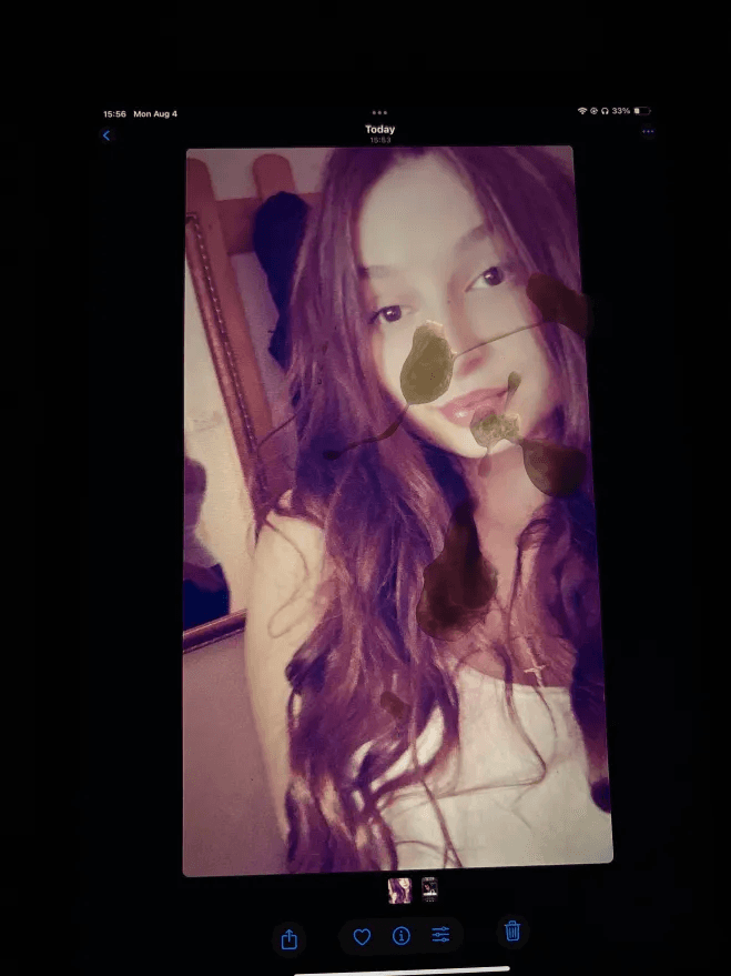 Click to view full size Iva, a balkan cumslut who loves to get facials - she will suck any dick ? including urs ?