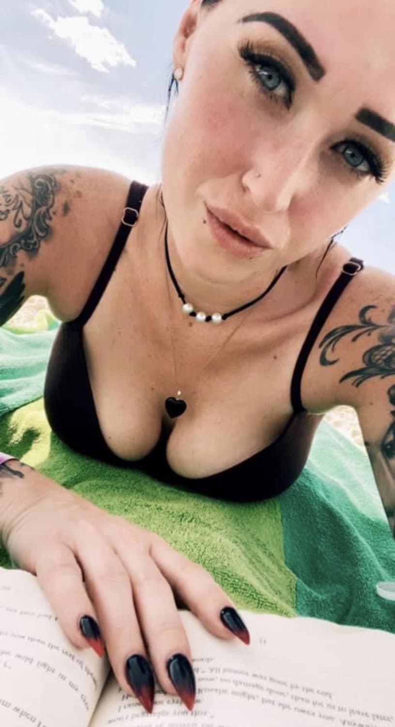 Click to view full size GA TikTok Goth Slut Pierced & Tatted LeAkEd