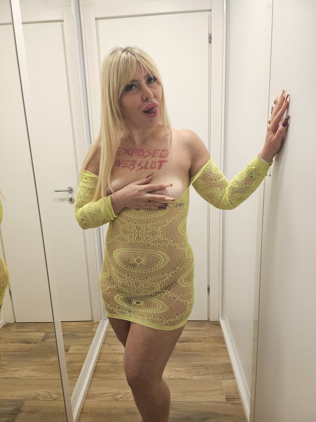 Click to view full size Italian Slutwife Rosa Bunnydoll, certified webslut wannabe. Italy,Italiana