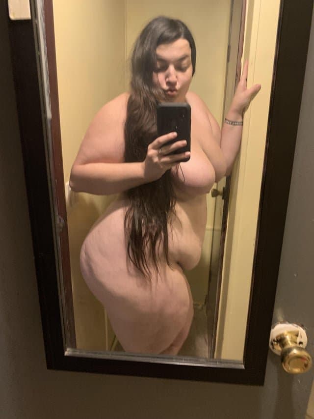 Click to view full size Mainly BBWs and a few pregnant clips enjoy