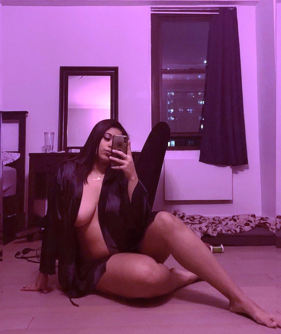 Click to view full size Downstate Thic Latina - Mariah O