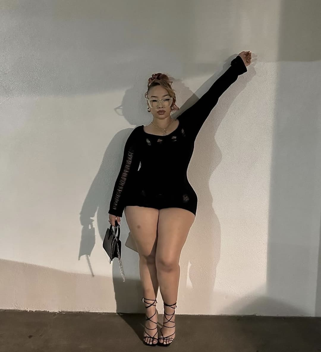 Click to view full size Big booty Latina from Carson CA???