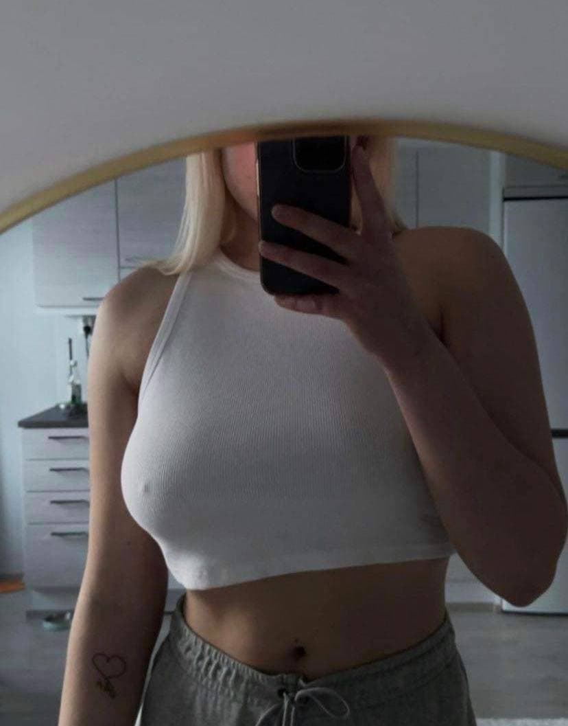 Click to view full size Finnish Influencer Elina Pakanen and her huge tits