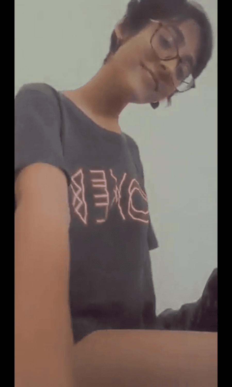 Click to view full size desi boy hair cut girl slim sexy hunry girl