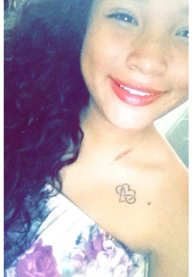 Click to view full size morenita violeta trigo pendeja tetona cogiendo