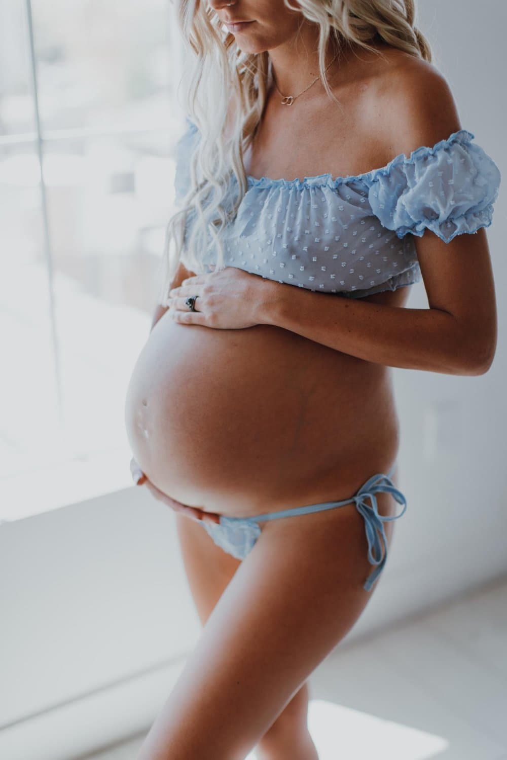 Click to view full size Intensely gorgeous blonde tatted milf to be boudoir