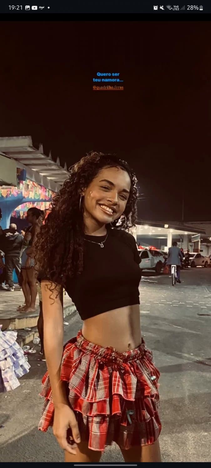 Click to view full size dudinha. putinha novinha da minha cidade. vazada dando pro tio e pro primo dela. ig dela no meu pv