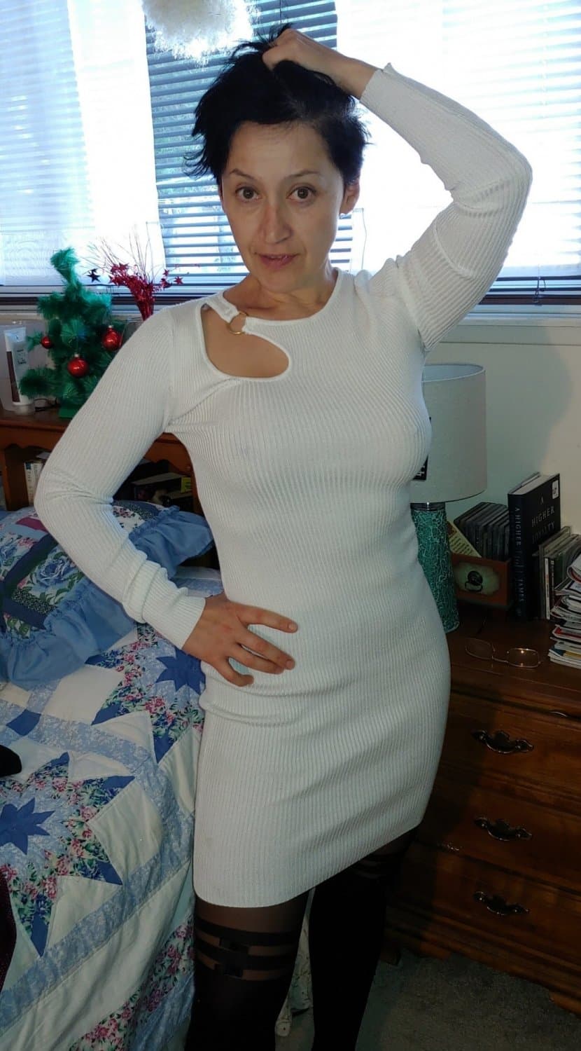 Click to view full size Fit Mature Trophy Wife Dressed Undressed Posing