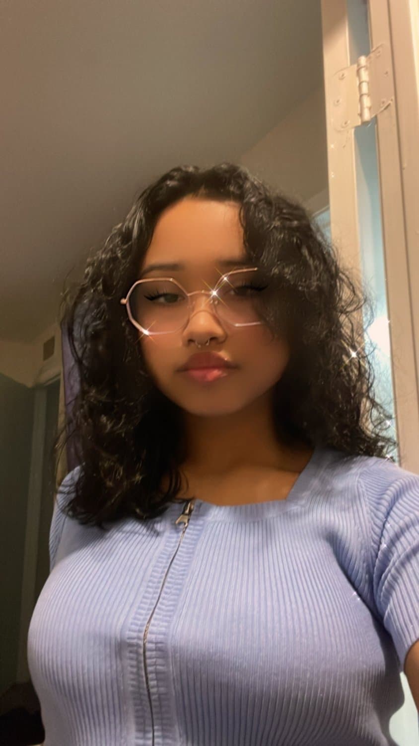 Click to view full size Ex coworker .. shes a lil freak who has a breeding kink