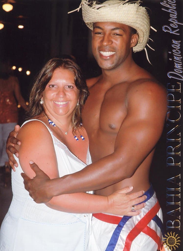 Click to view full size Paula, Brazilian Nudist