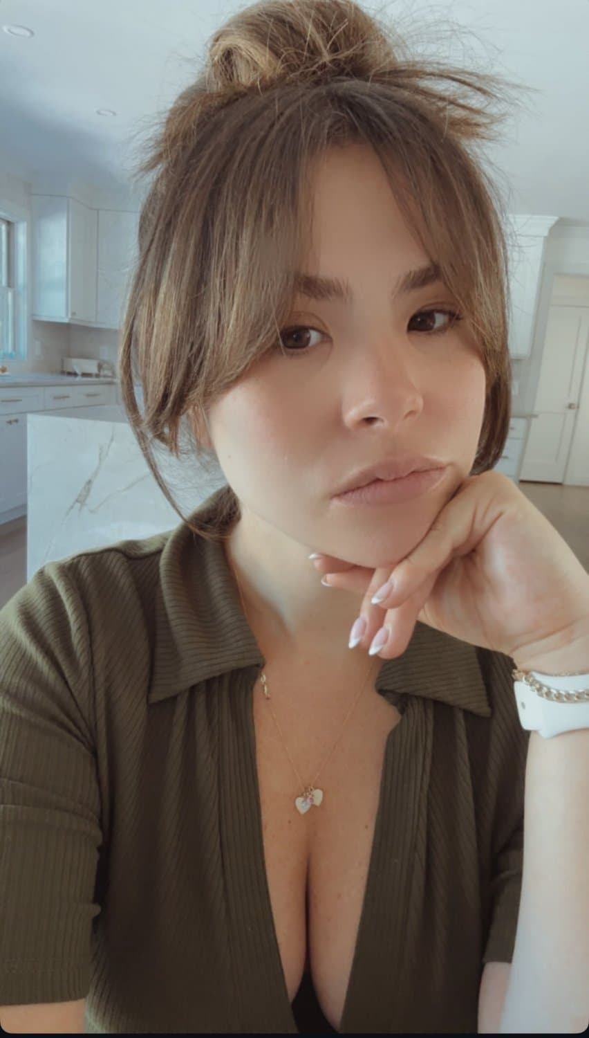 Click to view full size kik user14337 - feeding this irls for cock/jerk/cum tribs