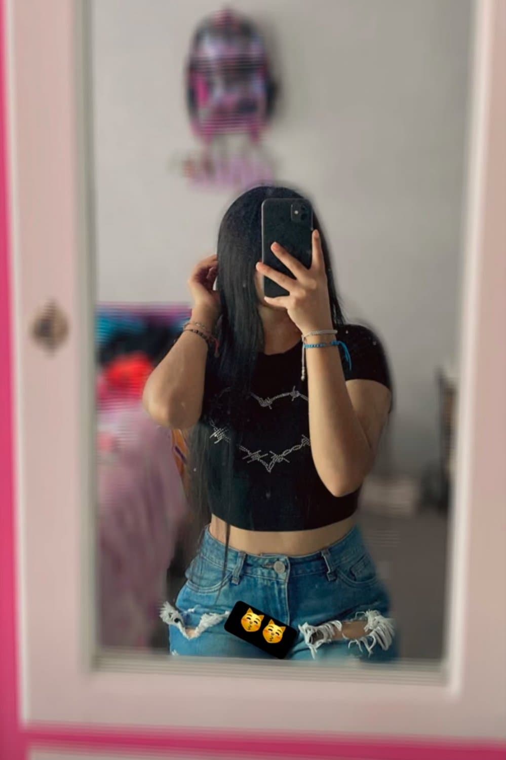 Click to view full size *Un rico masaje*Un baile erótico *Delicioso sexo oral garganta profunda manda msj ❤️