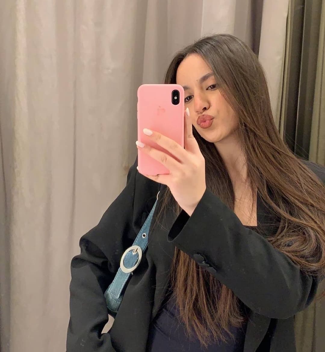 Click to view full size Algerian slut submitted