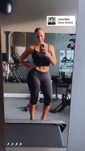 Click to view full size Texas TikTok milf Robyn fields