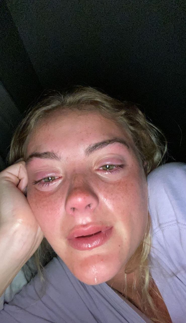 Click to view full size College 19yo Gf Stuff ??